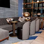 The Draper New York, Tapestry Collection By Hilton New York