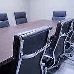 Hotel Mint Jfk Airport