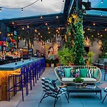 Moxy Nyc East Village Hotel