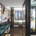 Moxy Nyc East Village Hotel