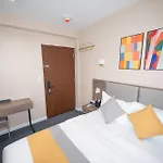 Hotel Flushing Garden 2*