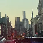 Cozy Brooklyn Home, Private In Host Shared Homestay