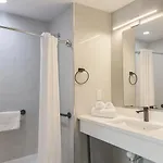 Bkway Brooklyn Hotel New York