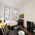 Modern Studio Apartment In Nyc!