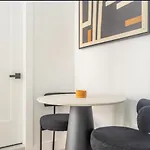 Apartment Murray Hill 1 Bed Furnished *