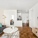 Lovely And Comfy In Nyc Apartment *