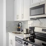 Murray Hill 1 Bed Furnished Apt
