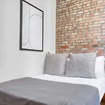 Midtown West Furnished 3br