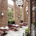 Civilian Hotel