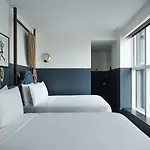 Civilian Hotel