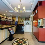 Sky Hotel Flushing/Laguardia Airport