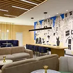Delta By Marriott Times Square Hotel 4*