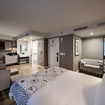 Pestana Park Avenue 4*