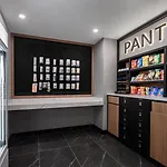 Four Points By Sheraton Flushing