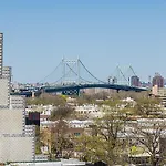 Astoria Laguardia New York