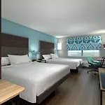 Hotel Tru By Hilton Brooklyn 3*
