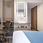 Wingate By Wyndham Midtown South/5th Ave Hotel