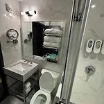 Mirage Brooklyn 3*