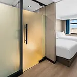 Ly Hotel 2*