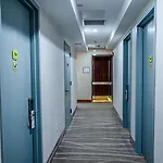 Elmhurst 3* New York