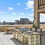 Freeman 903 By Rove Travel - 1Br Condo With Shared Amenities