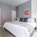 Location! 3br Near Empire State, Madison Square Garden *