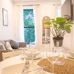 Comfortable & Chic 3br In The Heart Of Brooklyn New York
