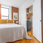 Beautiful 3-Bedroom, 2-Bath Apartment In Nyc