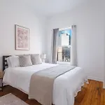 Spacious 3Br - Walk To Times Square, Empire State Building And More!