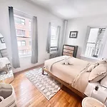 Upper East Side 2Bed Dream