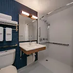 Fairfield By Marriott Jfk Airport Hotel 3*