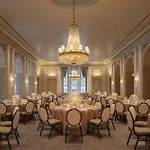 Waldorf Astoria Hotel 5*