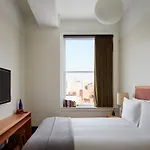 Nine Orchard Hotel 4*