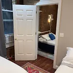 Apartment Nest 1 Bedroom With Kitchenette