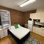 Apartment Nest 1 Bedroom With Kitchenette 4*