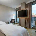 The Westin Flushing Laguardia Airport