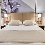 Riu Plaza Manhattan Times Square Hotel