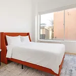 19-4i Stylish 1br In The Heart Of The East Village *