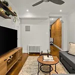 Hip Nyc Hideaway In Lively East Village