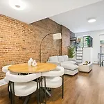 Charming Ues 1br Duplex Near Park * New York