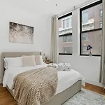 Newly Renovated 1 Bedroom Apt - Elevator - Laundry