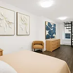 Charming Ues 1br Duplex Near Park Apartment *