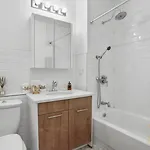 Newly Renovated 1 Bedroom - Elevator - Laundry Apartment