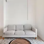 19-4i Stylish 1br In The Heart Of The East Village *