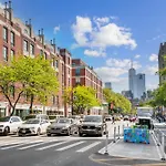 Chic 3Br 2Ba West Village Apt With Private Oasis