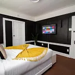 Homestay Cozy Theatre & Office Brooklyn New York