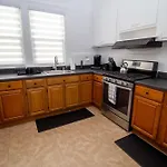 Cozy Theatre & Office Brooklyn Homestay New York