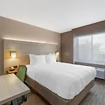 Hotel Country & By Radisson, Staten Island 3*