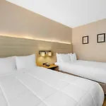 Country & By Radisson, Staten Island New York