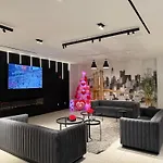 Nova Brooklyn Hotel 3*